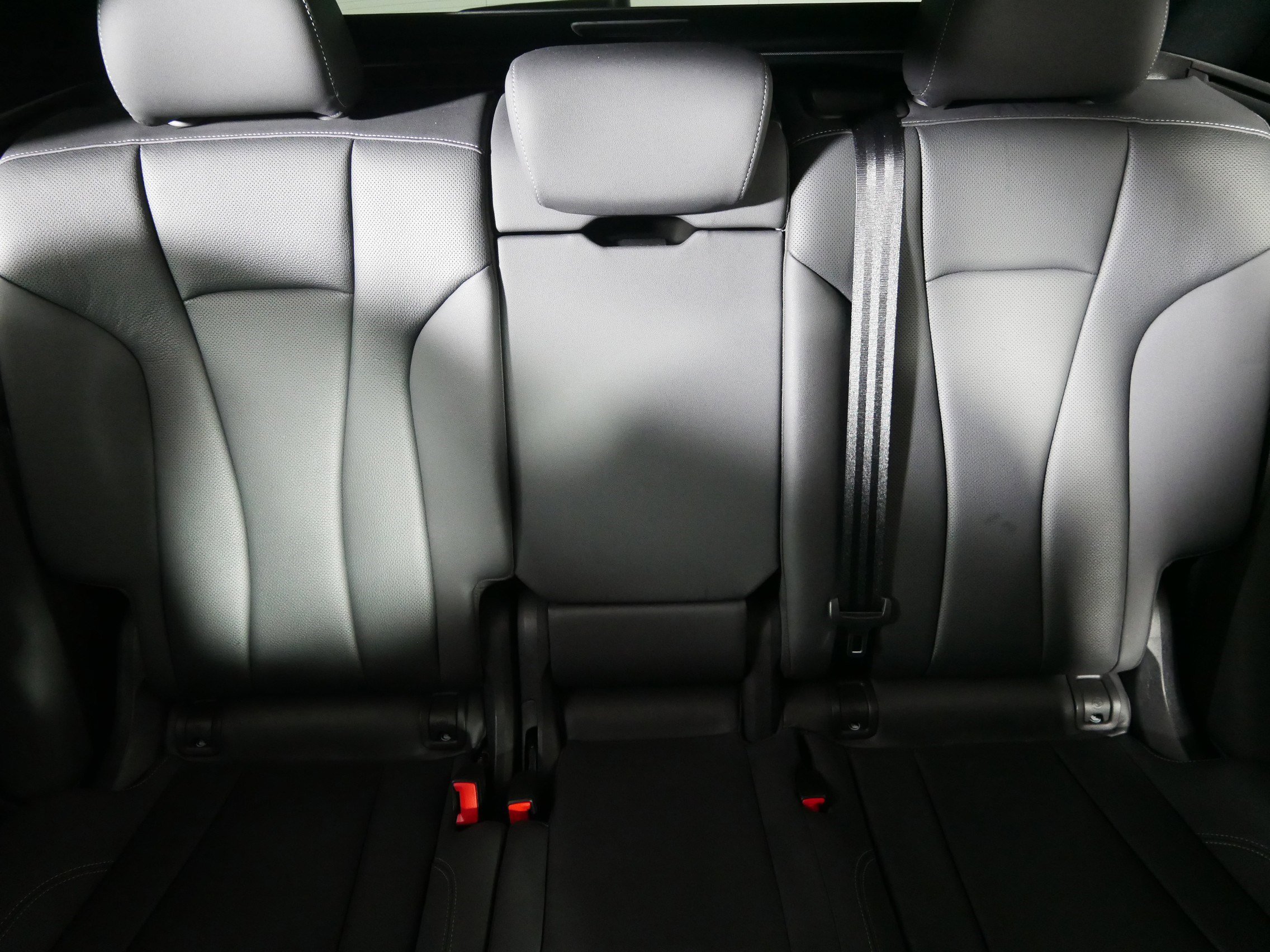 Used 2021 Audi Q8 Prestige w/ Prestige Package image 13