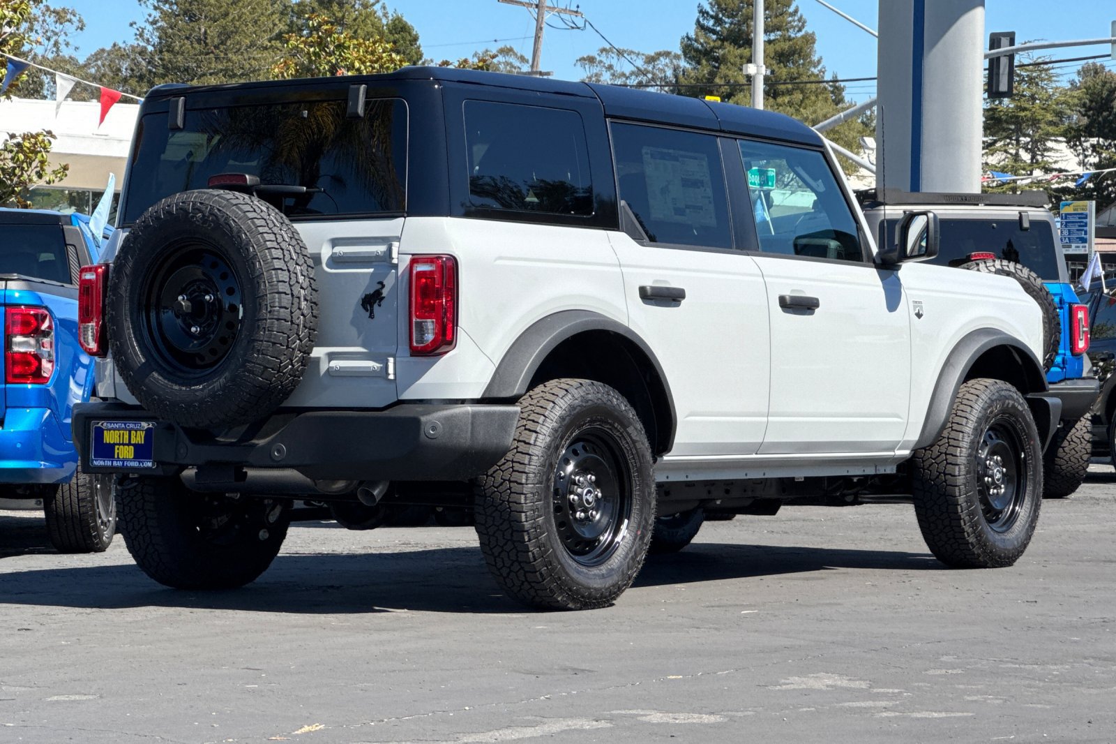 New 2026 Ford Bronco Big Bend AWD/4WD image 3