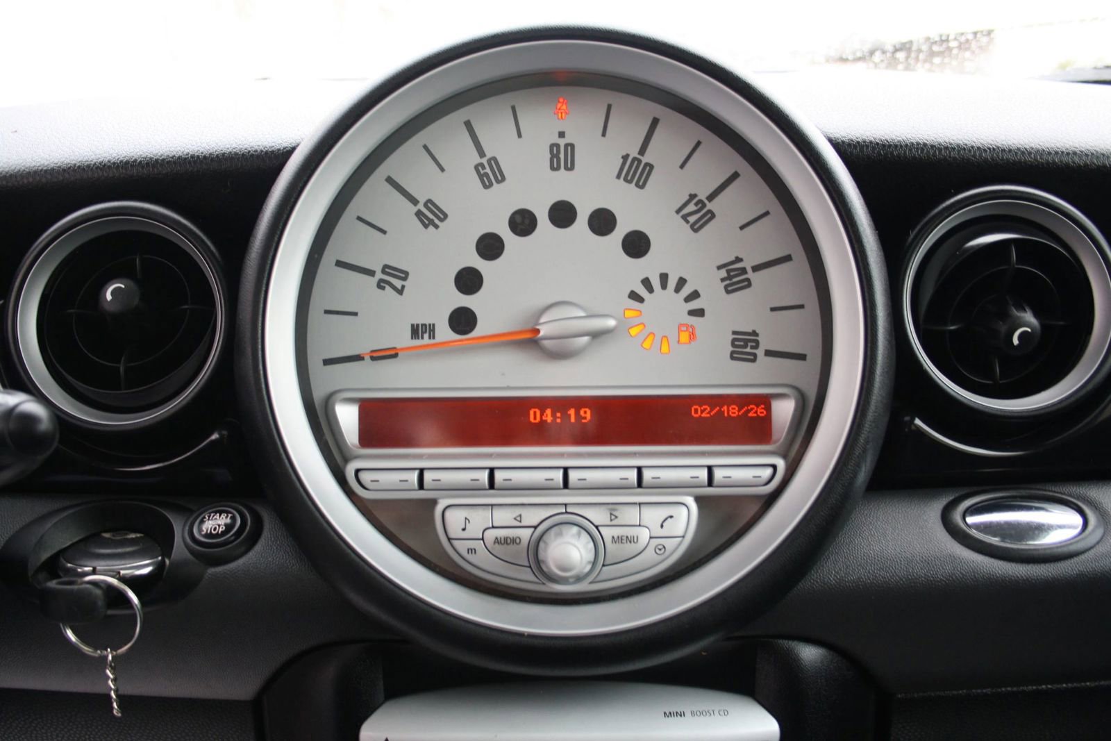 Used 2010 MINI Cooper Hardtop image 15