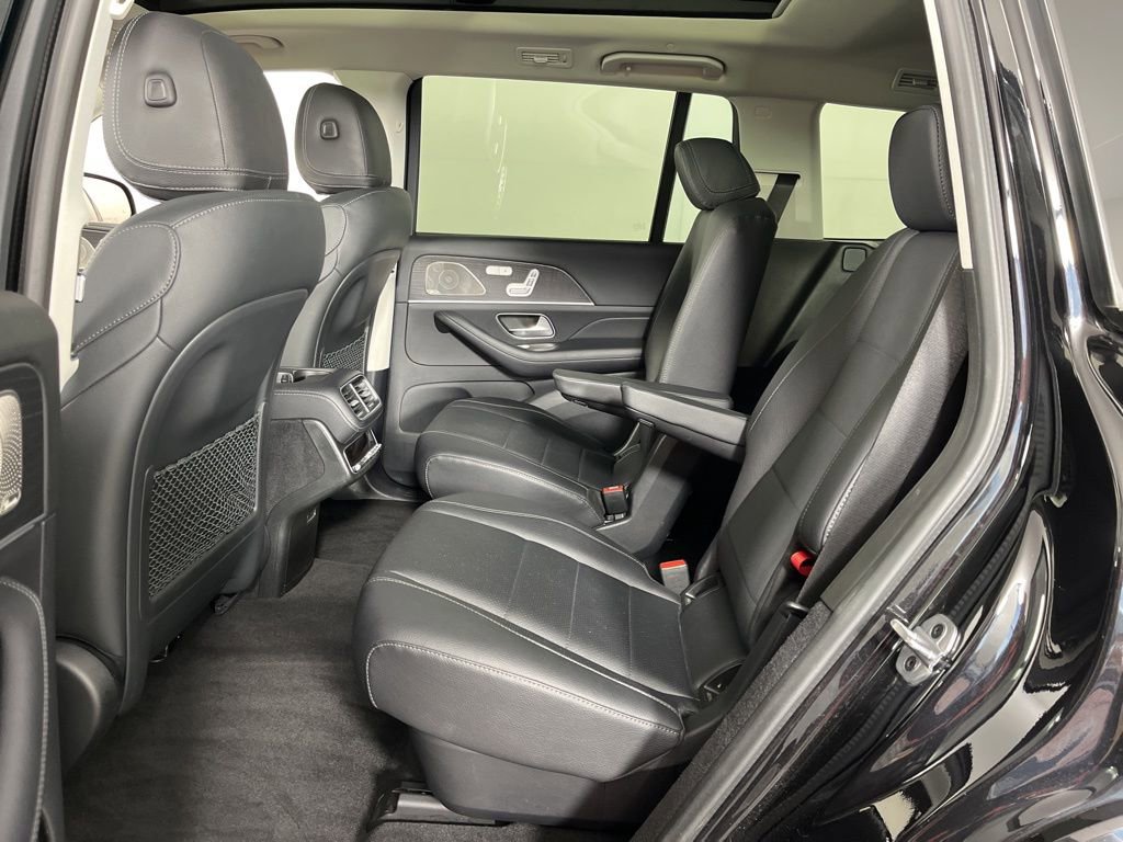 Used 2022 Mercedes-Benz GLS 450 4MATIC image 25