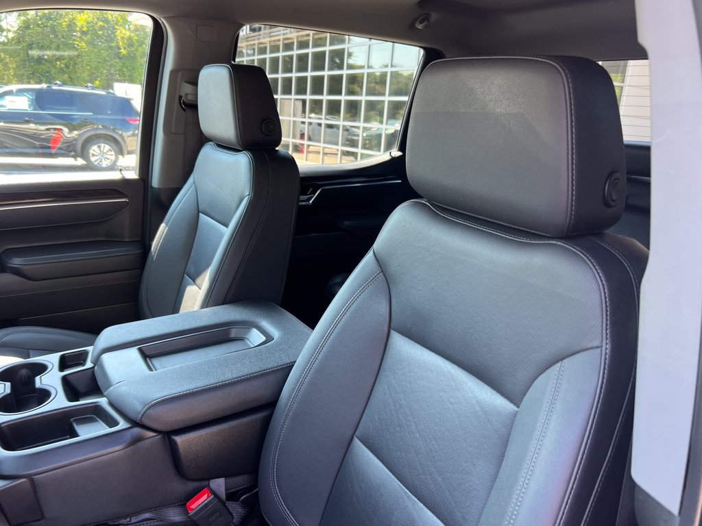 Used 2025 GMC Sierra 1500 SLT RWD image 10