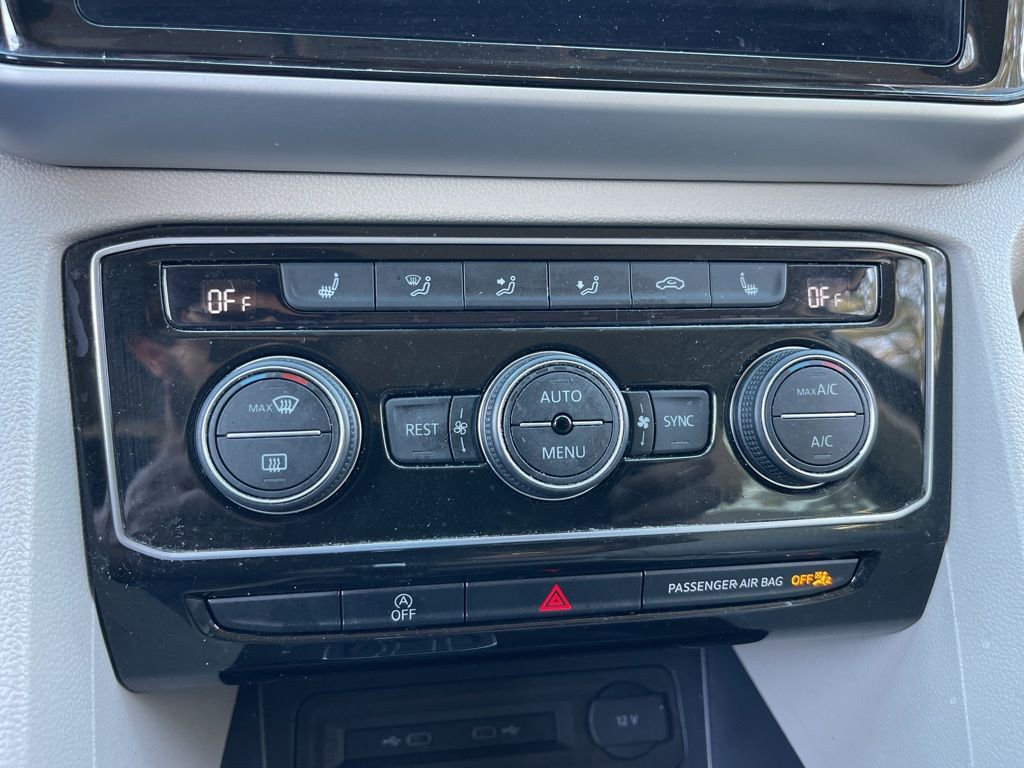 Used 2022 Volkswagen Atlas SE image 12