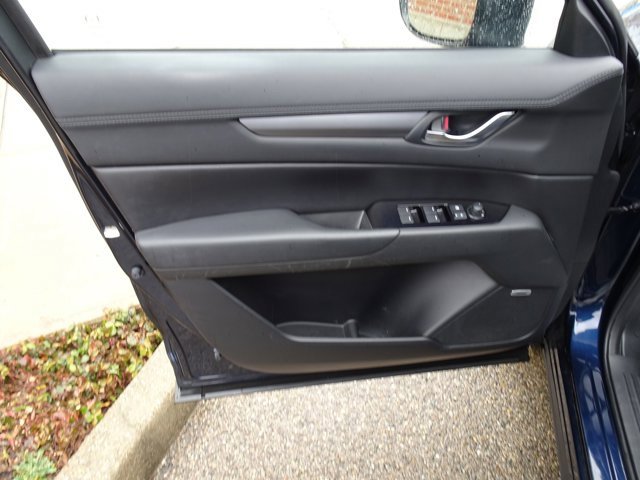 Used 2020 MAZDA CX-5 Touring image 13