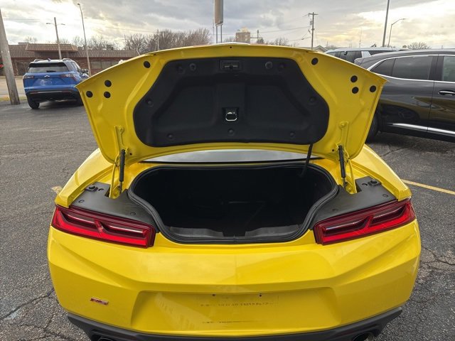 Used 2018 Chevrolet Camaro LT w/ RS Package image 16
