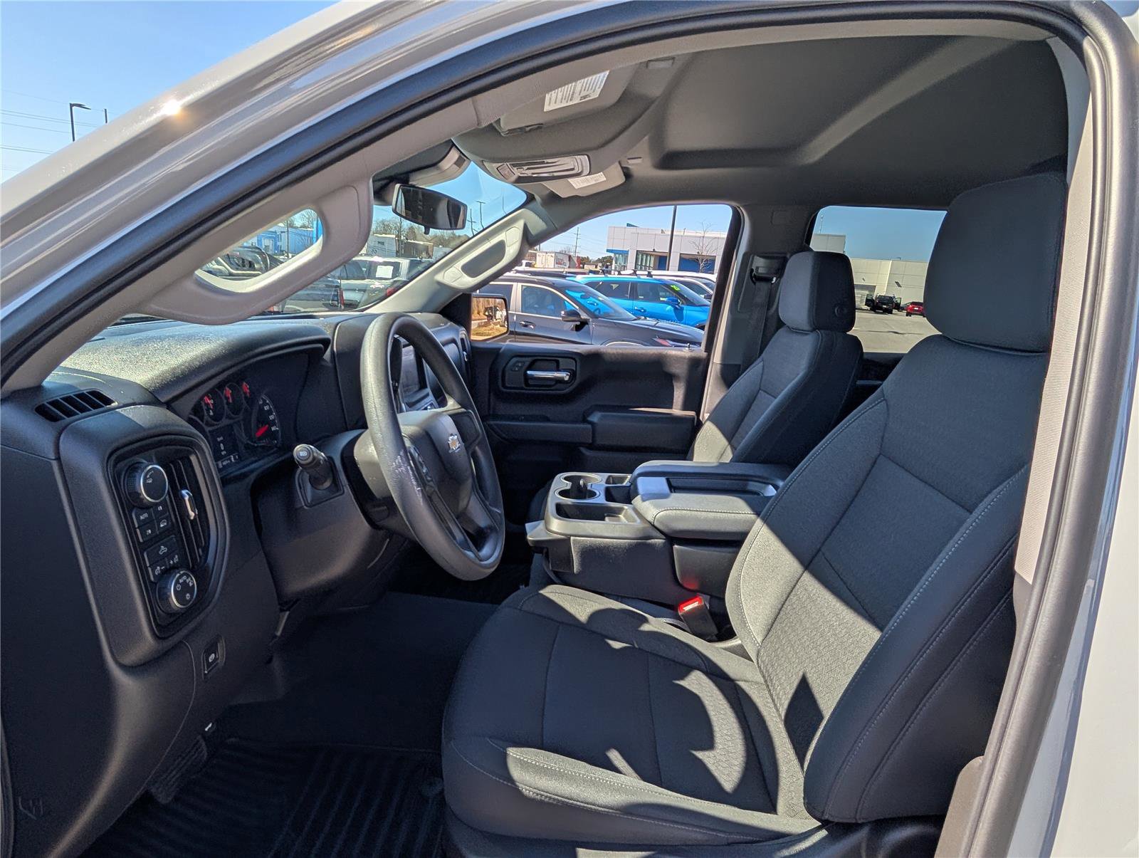 Used 2024 Chevrolet Silverado 1500 Custom image 15