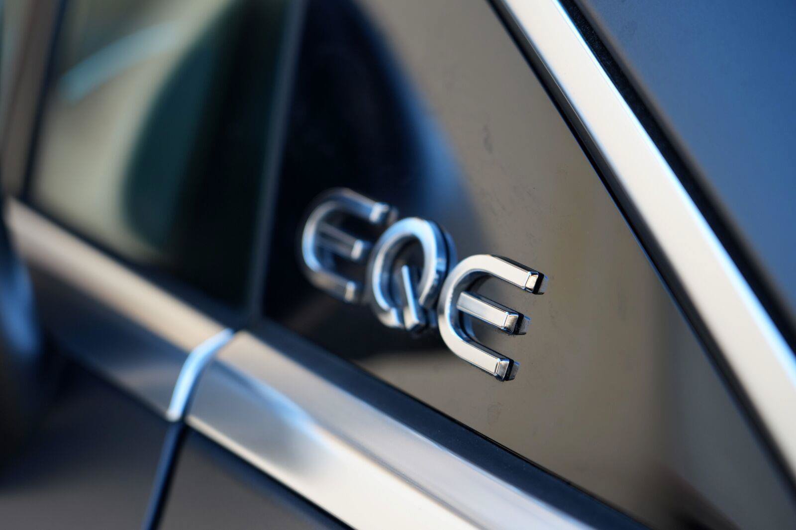 Used 2023 Mercedes-Benz EQE 500 4MATIC Sedan w/ Exclusive Trim Package image 58
