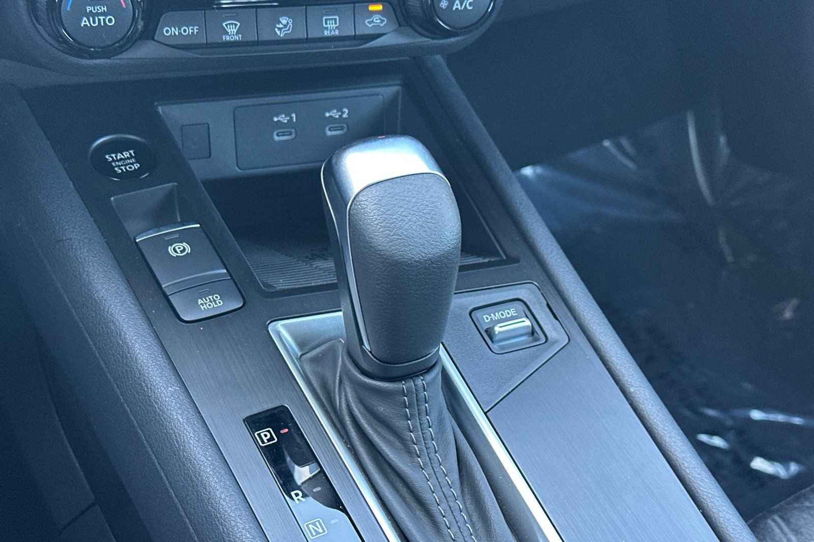 New 2026 Nissan Kicks SV image 25