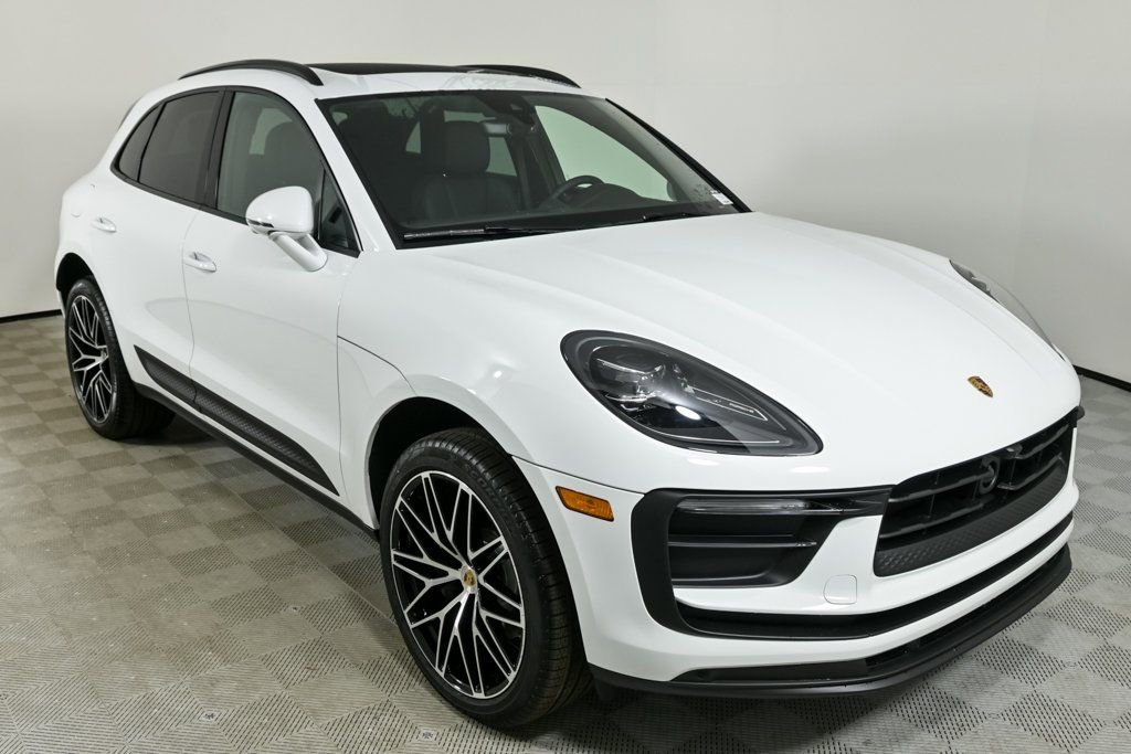 New 2026 Porsche Macan image 27