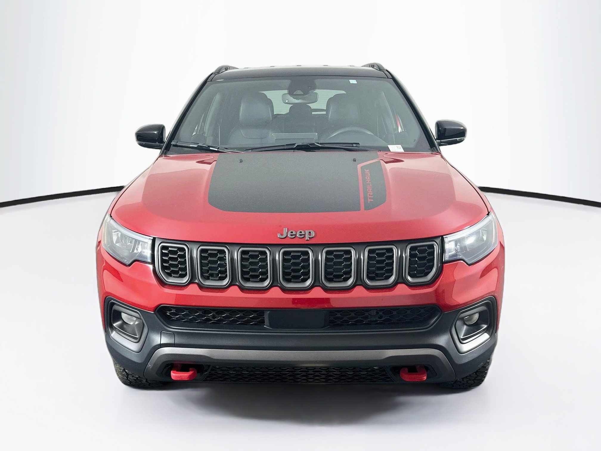 Used 2025 Jeep Compass Trailhawk AWD/4WD image 2