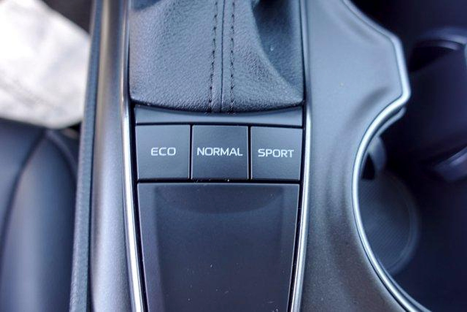 Used 2023 Toyota Camry SE FWD image 20