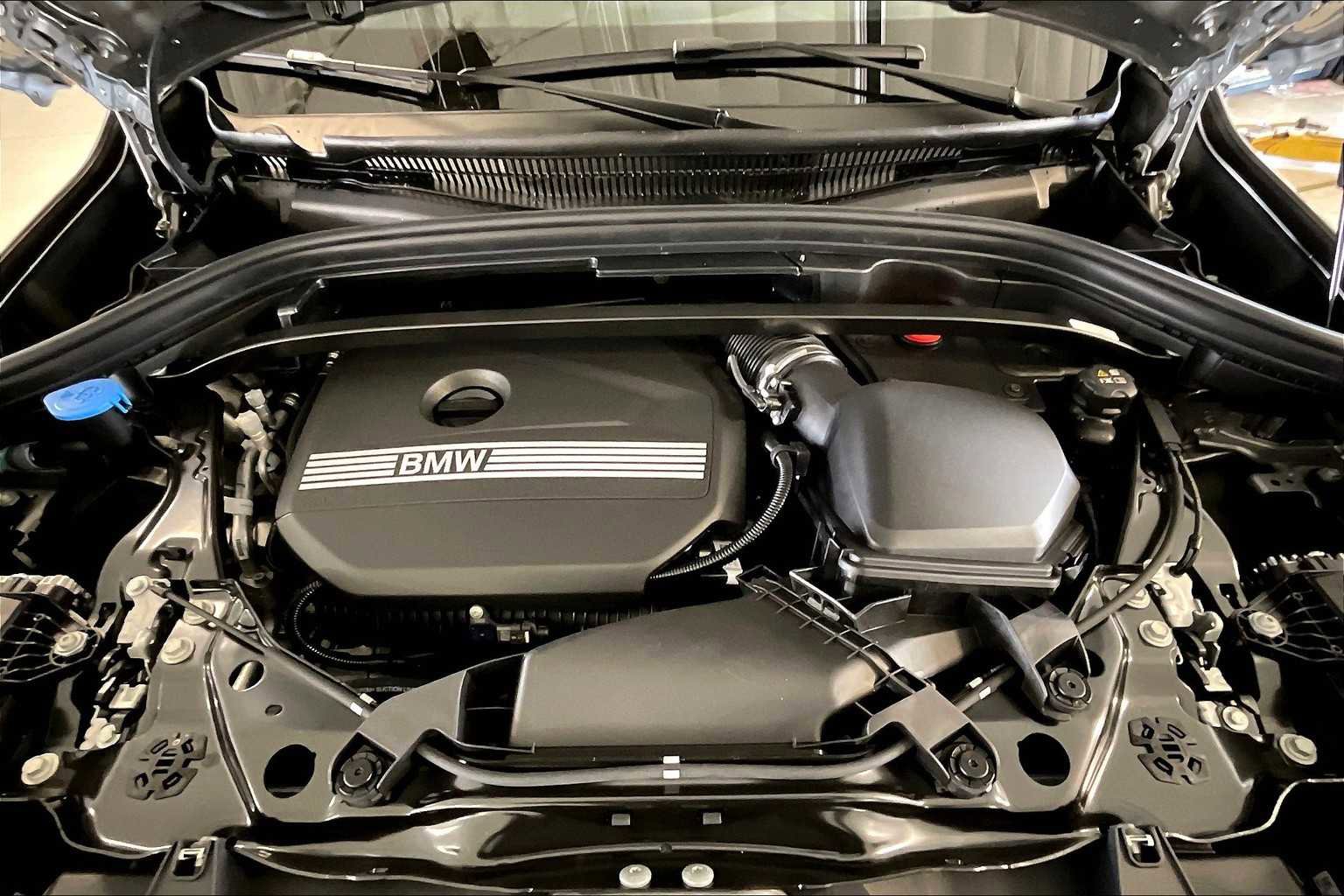 Used 2025 BMW X1 xDrive28i w/ Technology Package image 16