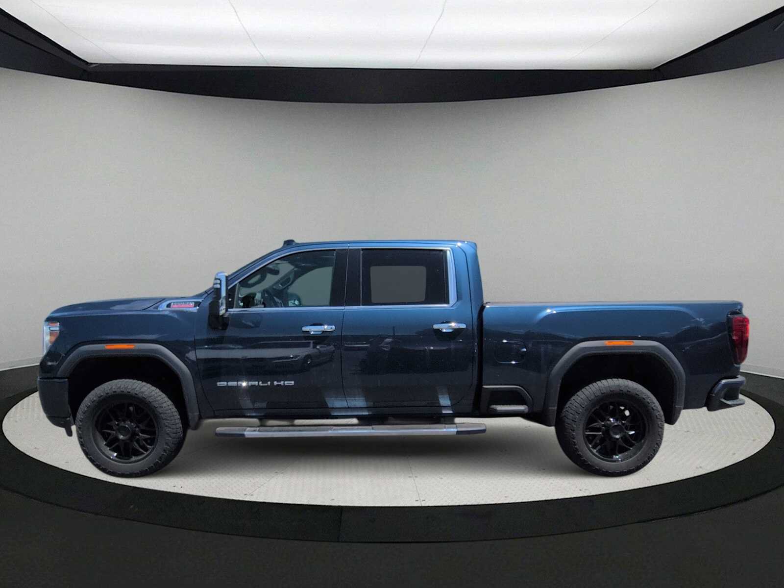 Used 2023 GMC Sierra 2500 Denali w/ Denali Ultimate Package AWD/4WD image 5