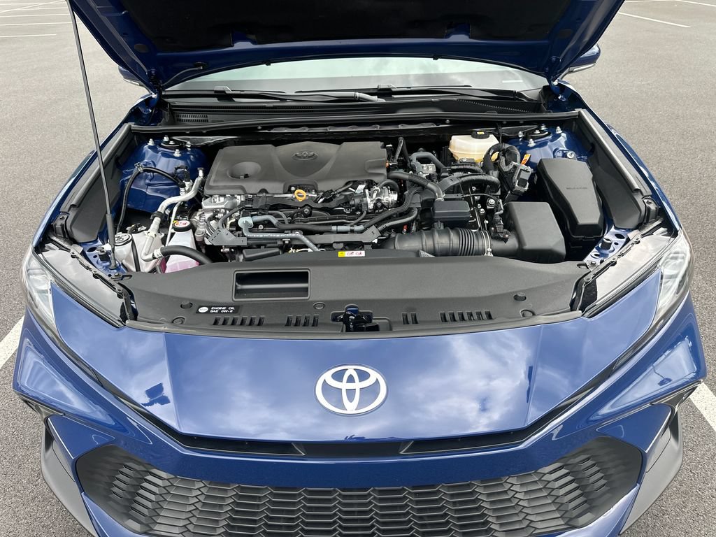 Used 2026 Toyota Camry SE FWD image 11
