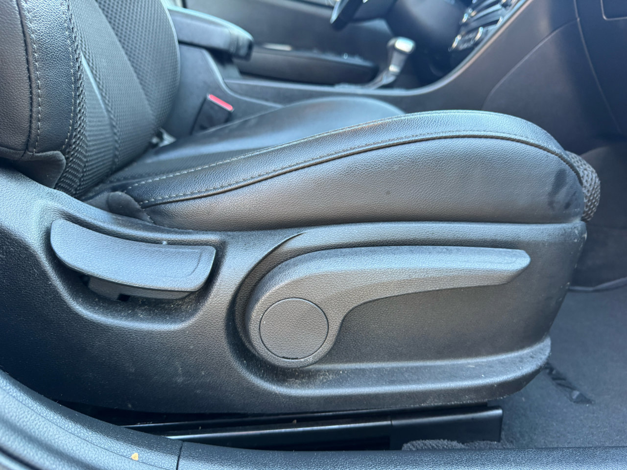 Used 2020 Kia Optima S image 37