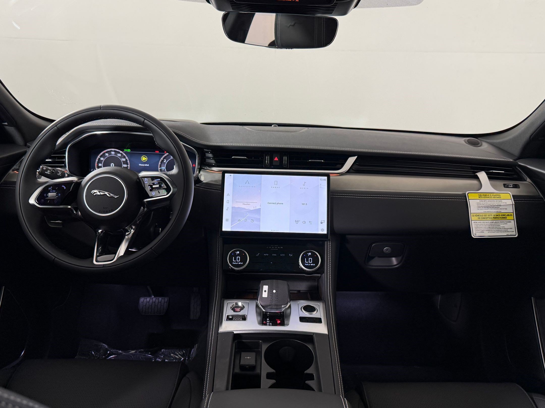 New 2026 Jaguar F-PACE R-Dynamic S AWD/4WD image 16