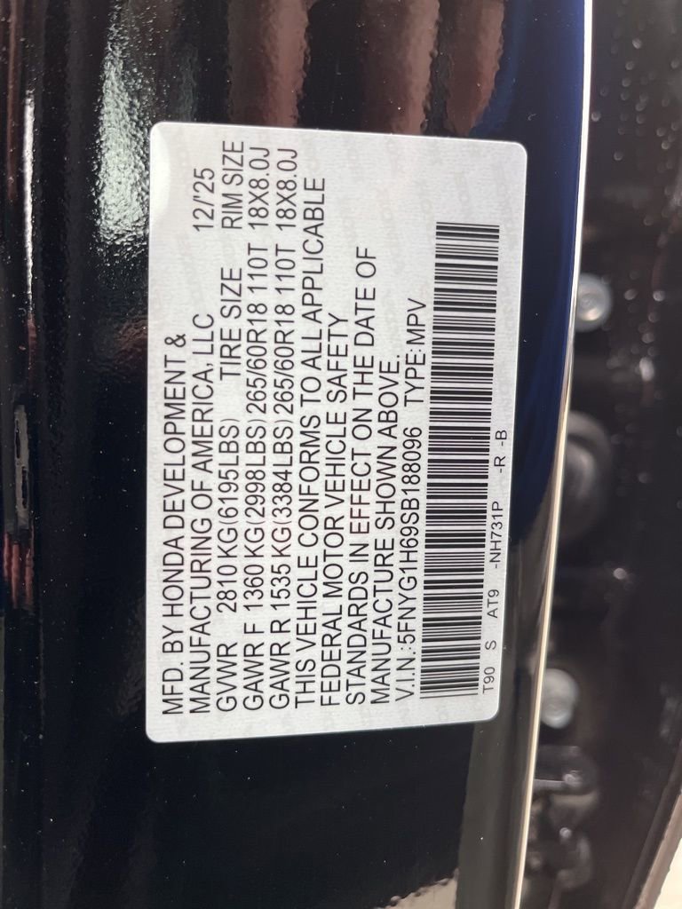 Certified 2025 Honda Pilot TrailSport image 11