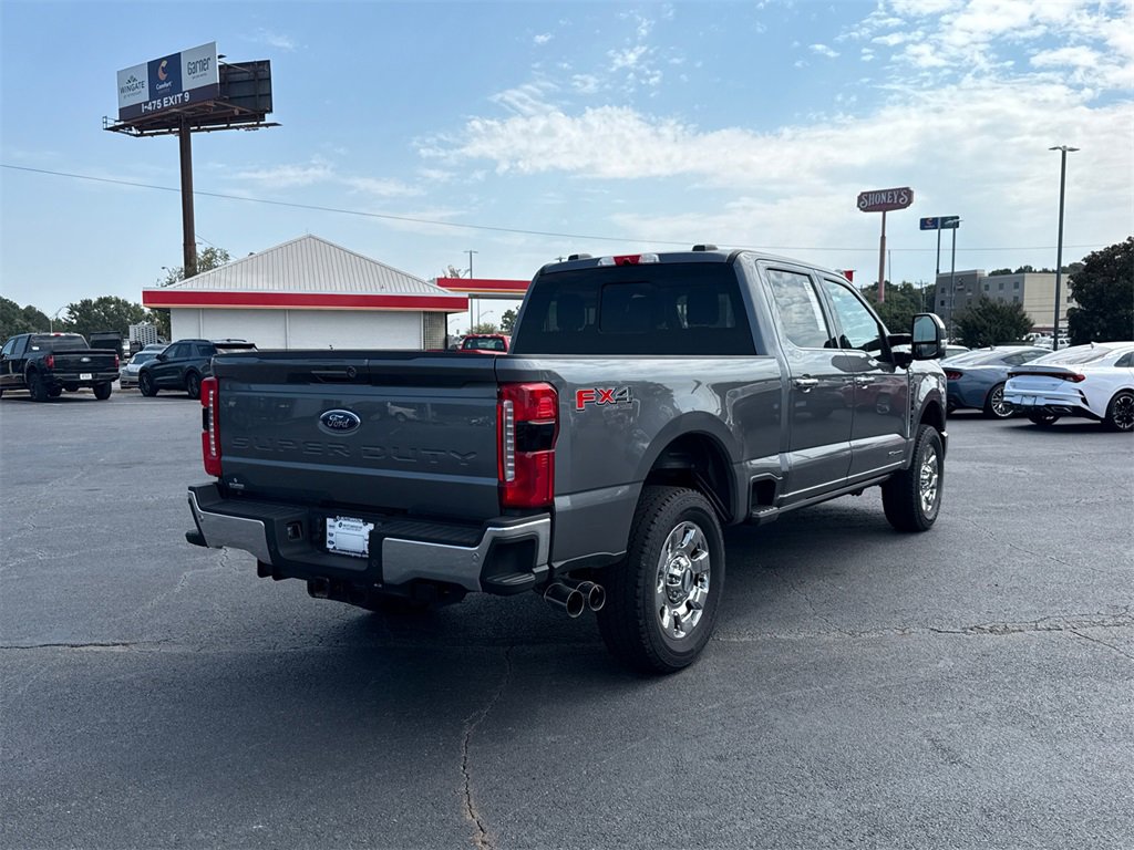 Certified 2024 Ford F250 Lariat w/ Chrome Package image 3