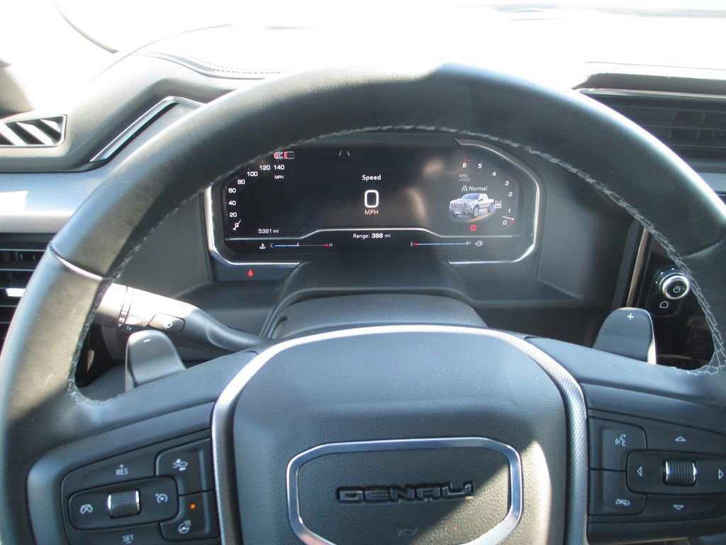Used 2025 GMC Sierra 1500 Denali w/ Technology Package AWD/4WD image 34
