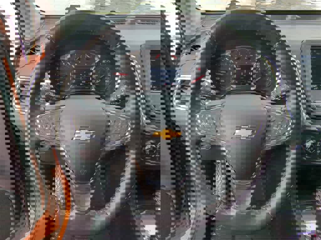 Used 2019 Chevrolet Equinox LT w/ Driver Convenience Package image 21