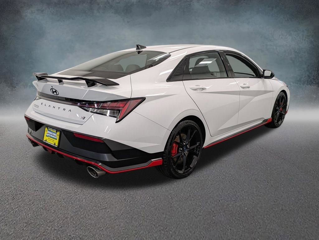 Used 2025 Hyundai Elantra N image 5