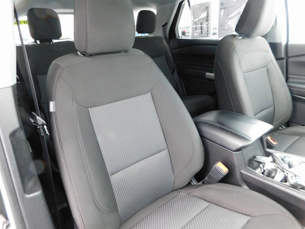 Used 2023 Ford Explorer XLT image 20