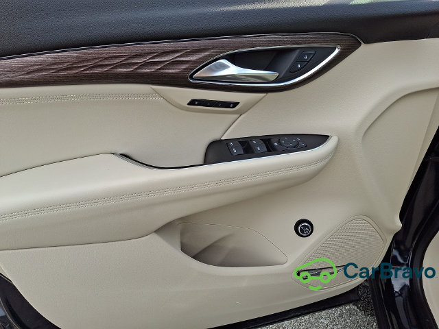 Used 2021 Buick Envision Avenir AWD/4WD image 12