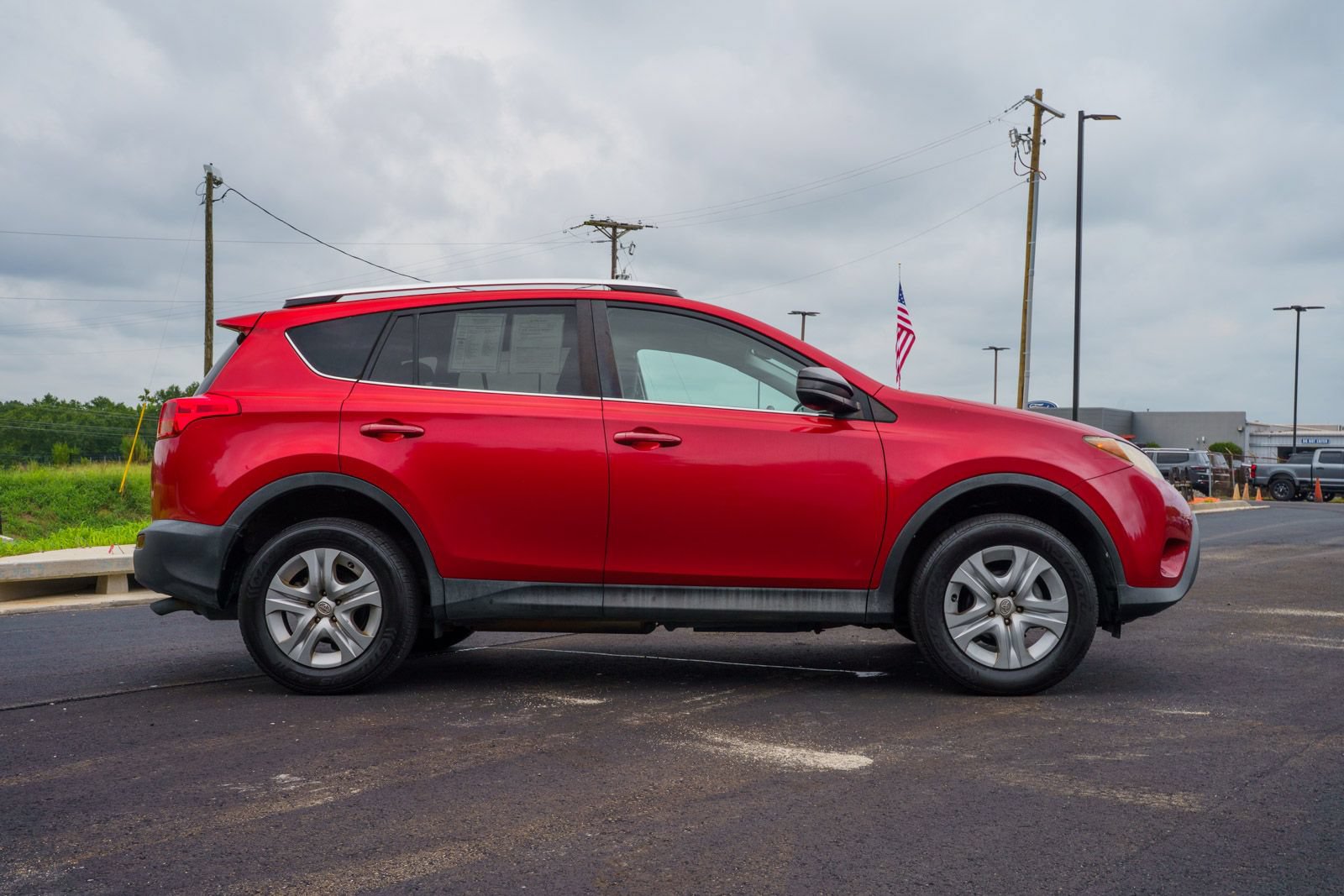Used 2015 Toyota RAV4 LE FWD image 8