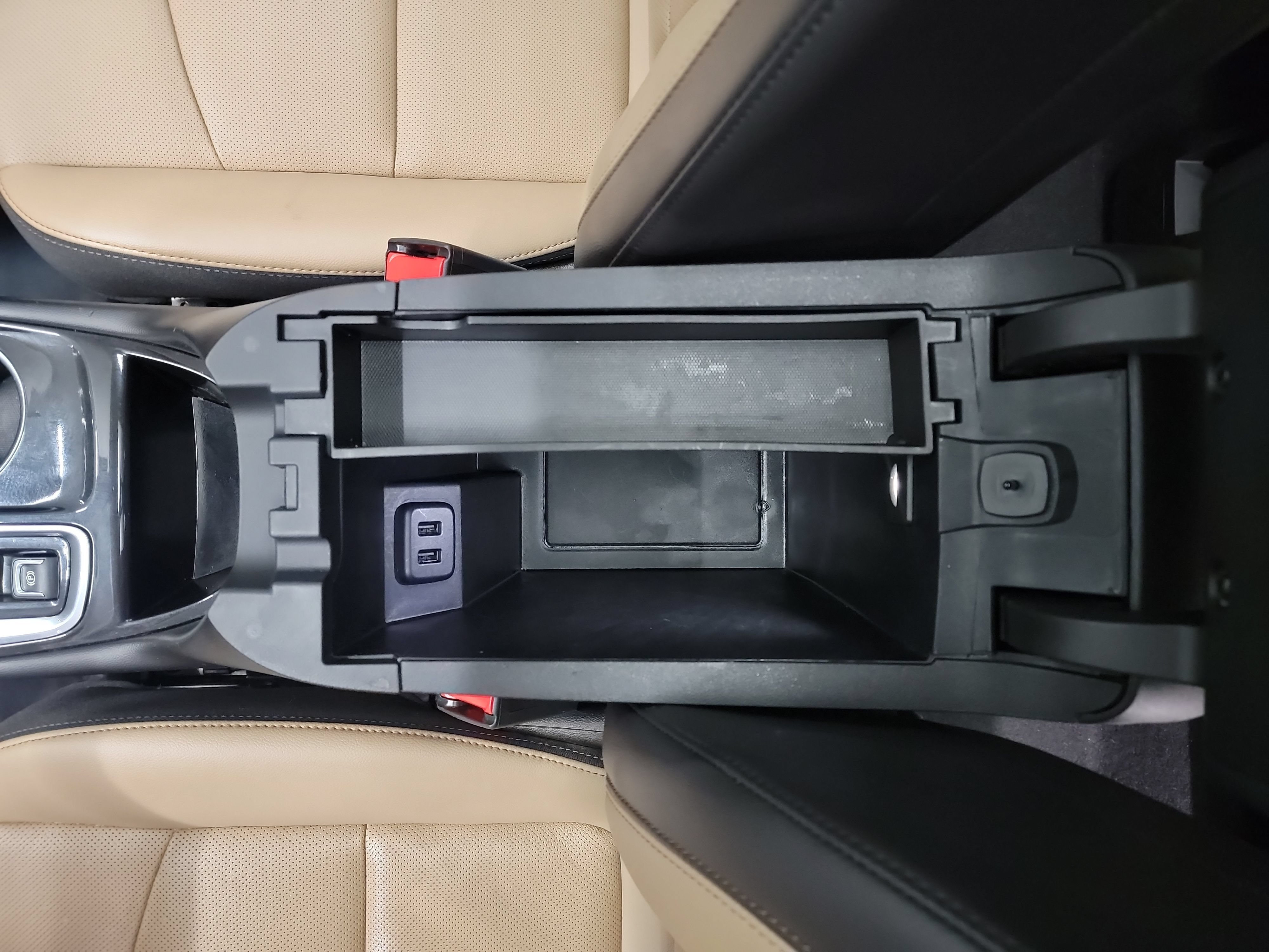 Used 2022 Chevrolet Equinox Premier FWD image 29