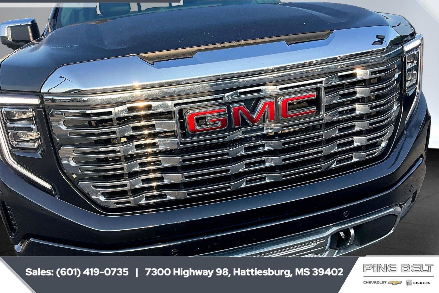Used 2023 GMC Sierra 1500 Denali w/ Denali Reserve Package RWD image 22