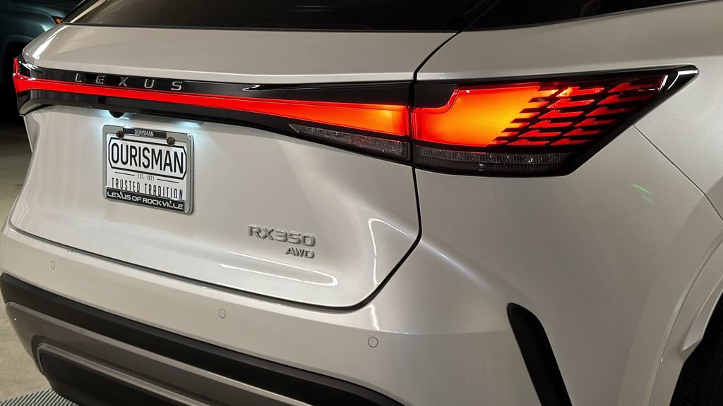 Used 2023 Lexus RX 350 Premium w/ Accessory Package AWD/4WD image 9