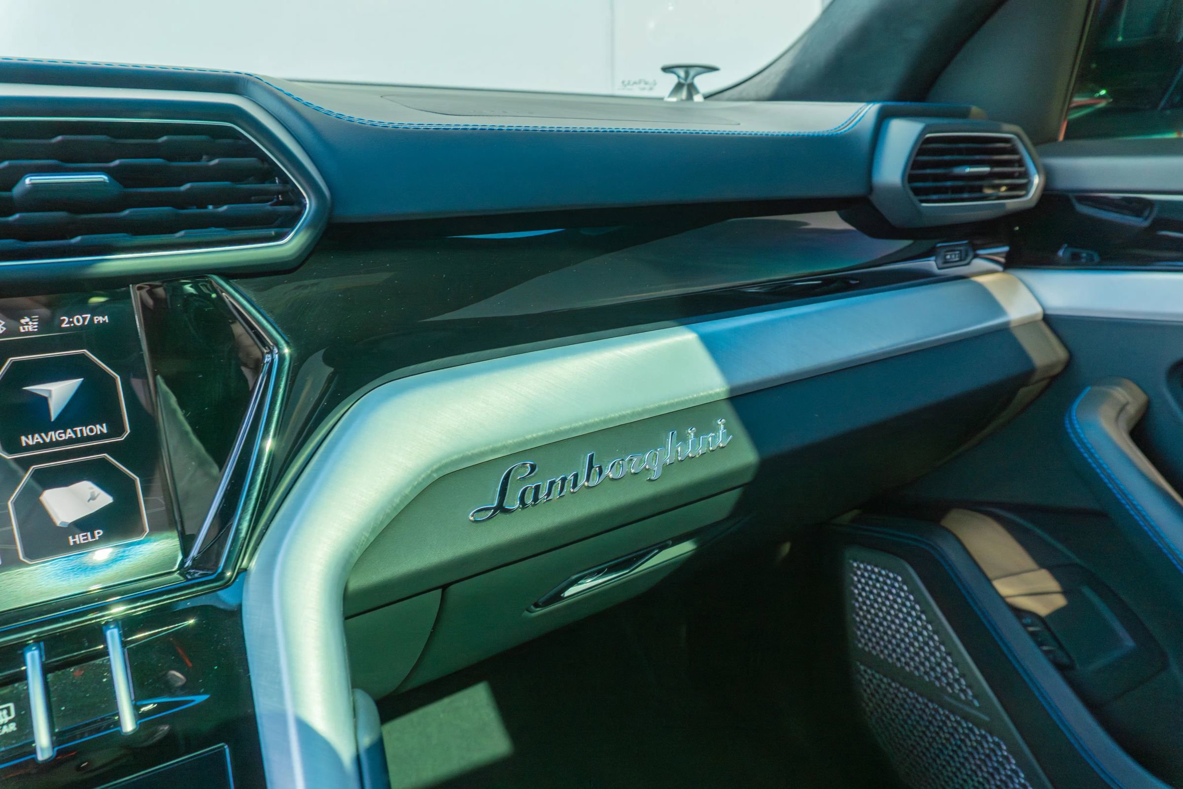 Used 2021 Lamborghini Urus image 70