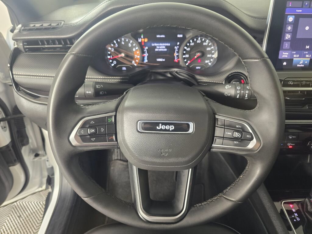Used 2023 Jeep Compass Altitude image 26