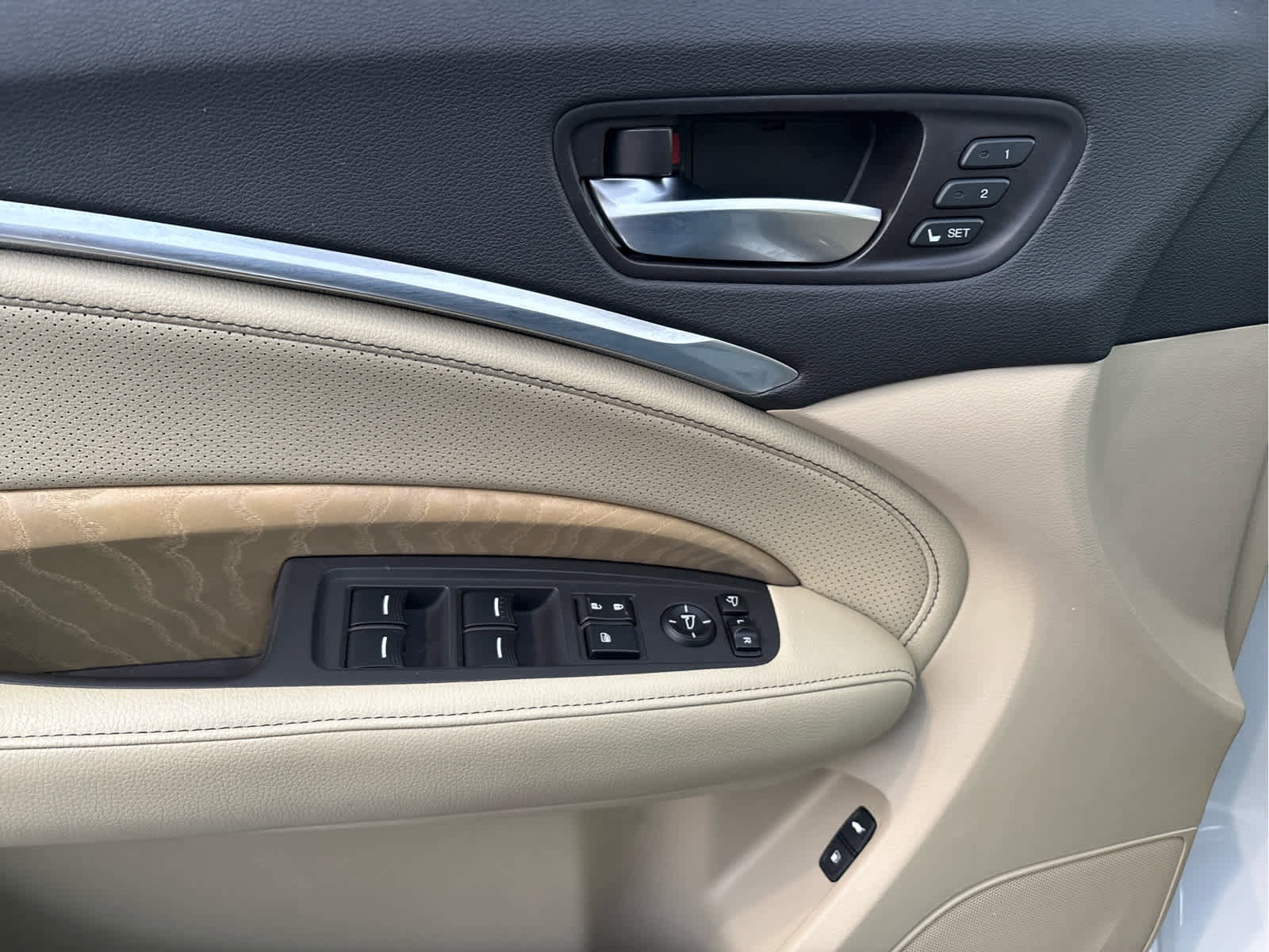 Used 2019 Acura MDX w/Technology Pkg image 28