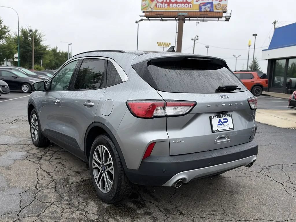 Used 2022 Ford Escape SEL FWD image 4