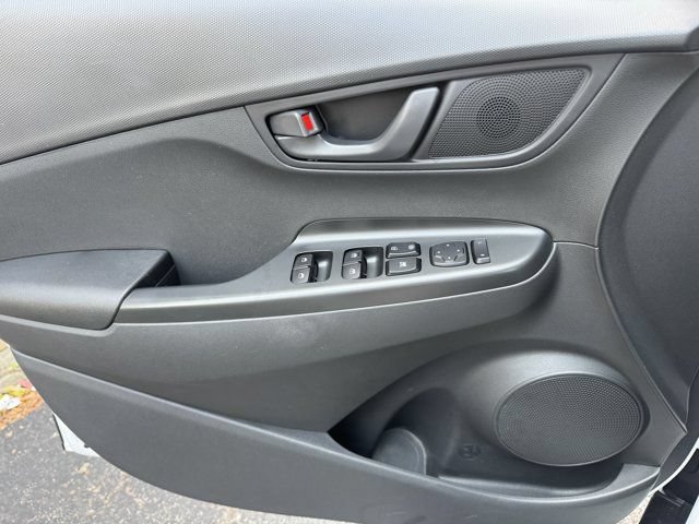 Used 2023 Hyundai Kona SEL FWD image 13