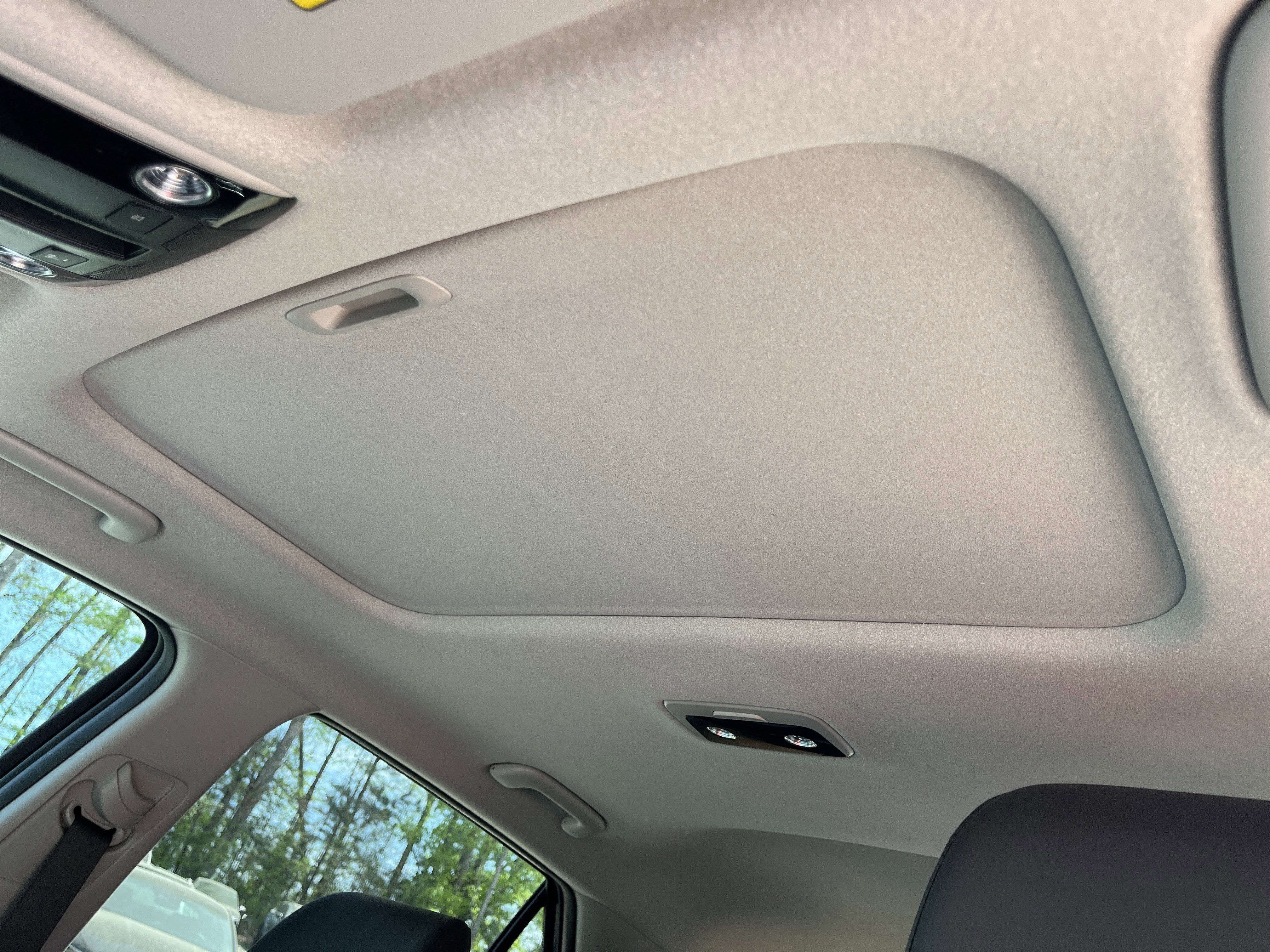 Used 2025 Kia Niro SX FWD image 16