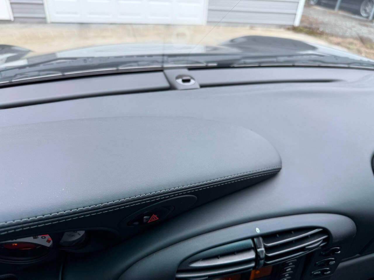 Used 2000 Porsche 911 Carrera image 50