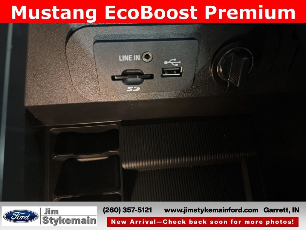 Used 2015 Ford Mustang Premium w/ Equipment Group 201A RWD image 26