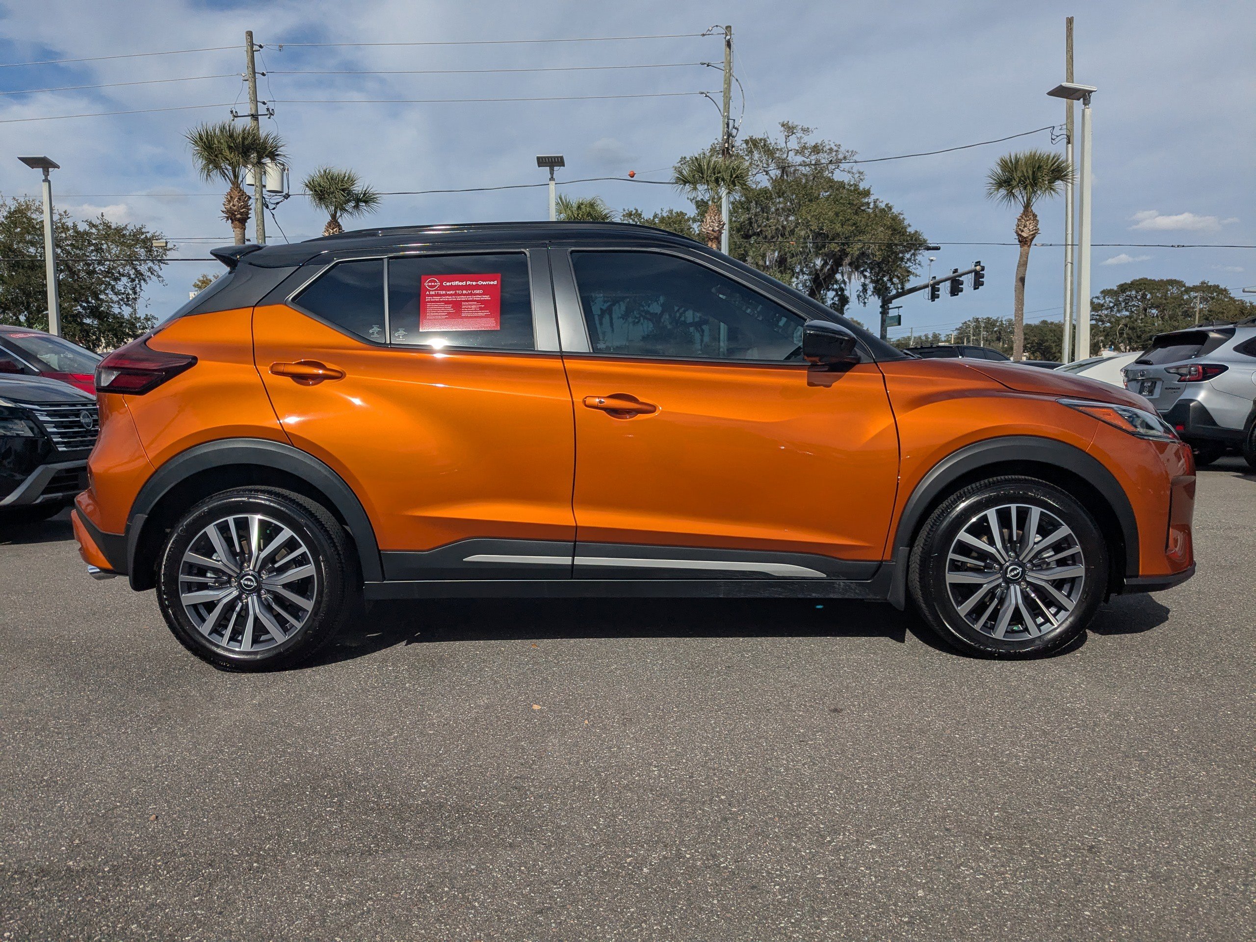 Certified 2024 Nissan Kicks SR w/ SR Premium Package image 3