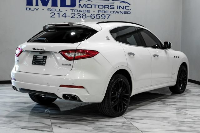 Used 2018 Maserati Levante GranSport AWD/4WD image 10