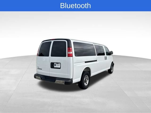 Used 2025 Chevrolet Express 3500 LT w/ LT Preferred Equipment Group RWD image 5
