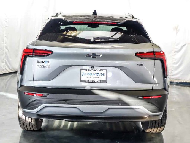 Used 2026 Chevrolet Blazer EV LT AWD/4WD image 8
