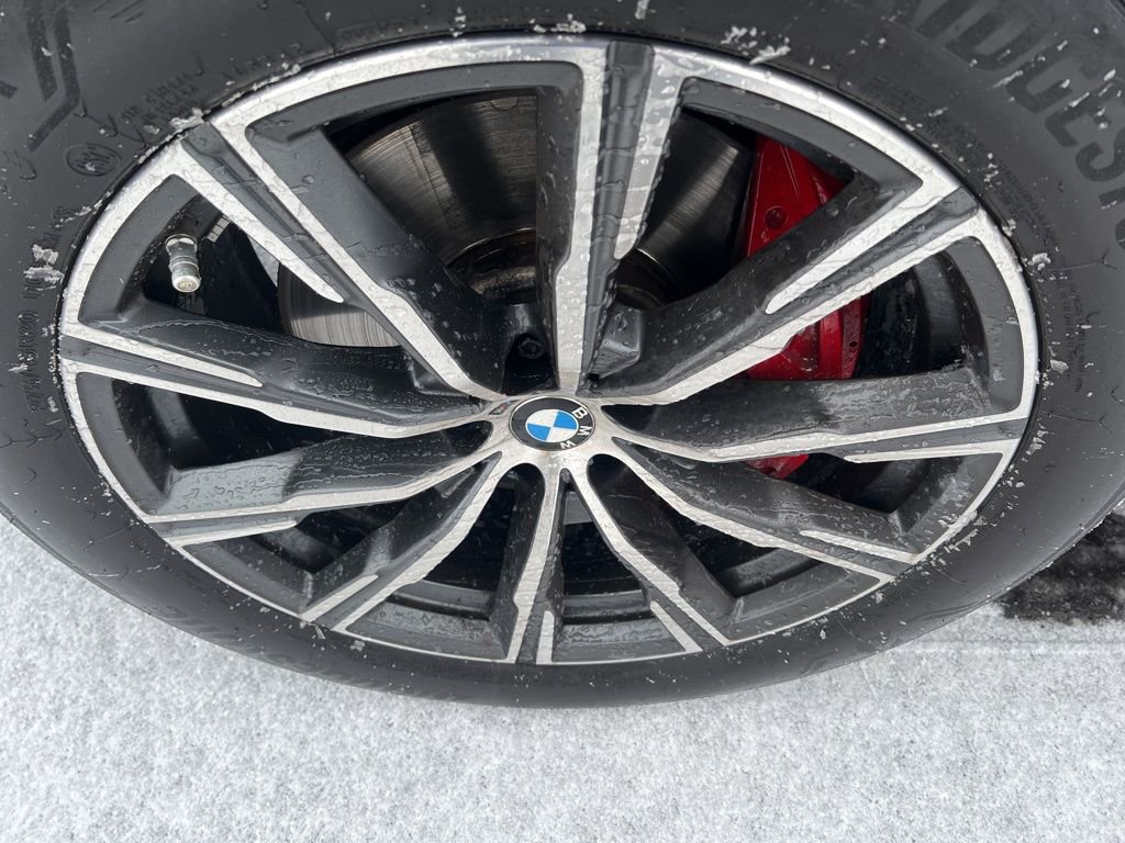 Used 2023 BMW X5 xDrive40i w/ M Sport Package image 44
