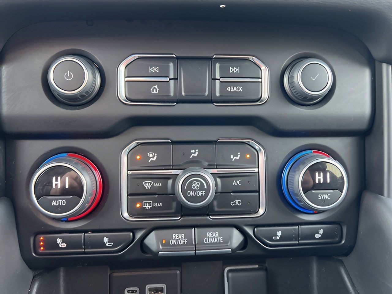 Used 2023 Chevrolet Tahoe RST w/ RST Performance Edition image 13