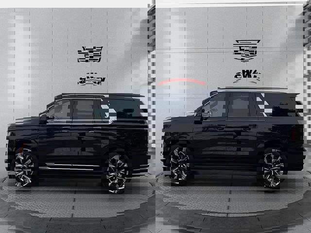 Certified 2025 Cadillac Escalade ESV Premium Luxury w/ Touring Package AWD/4WD image 7