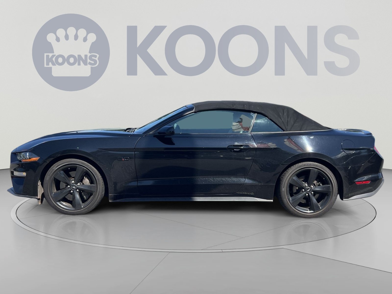 Used 2022 Ford Mustang GT Premium w/ Black Accent Package RWD image 2