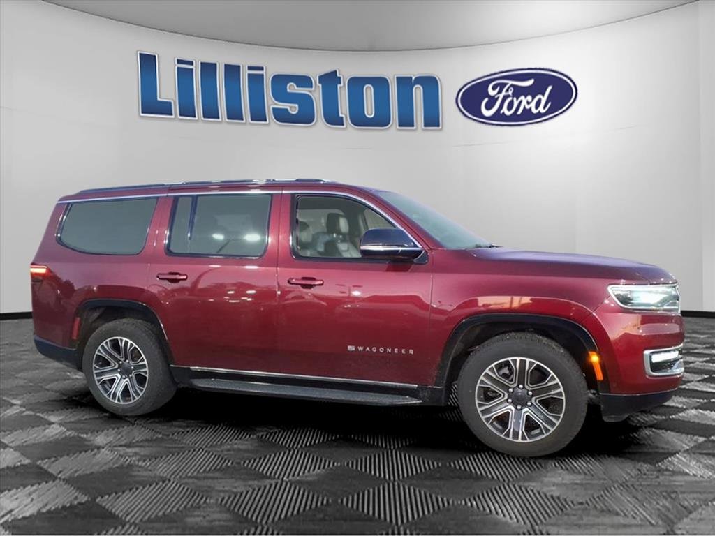 Used 2024 Jeep Wagoneer Series II w/ Flexible Seating Group image 2