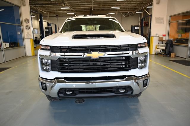 New 2026 Chevrolet Silverado 2500 LT AWD/4WD image 2