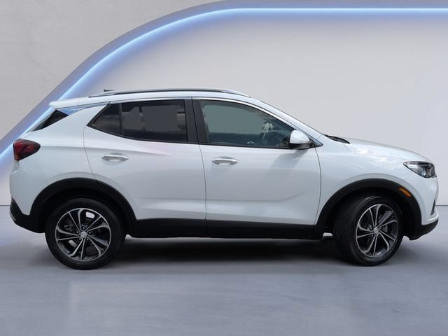 Used 2023 Buick Encore GX Select FWD image 3