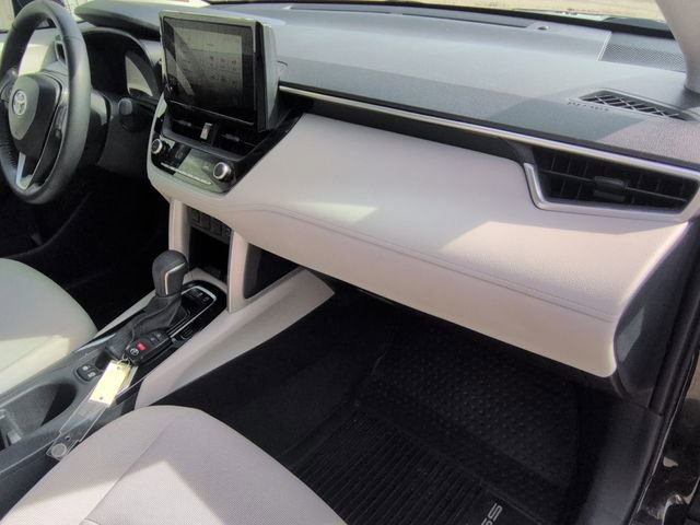 Used 2024 Toyota Corolla Cross LE image 29